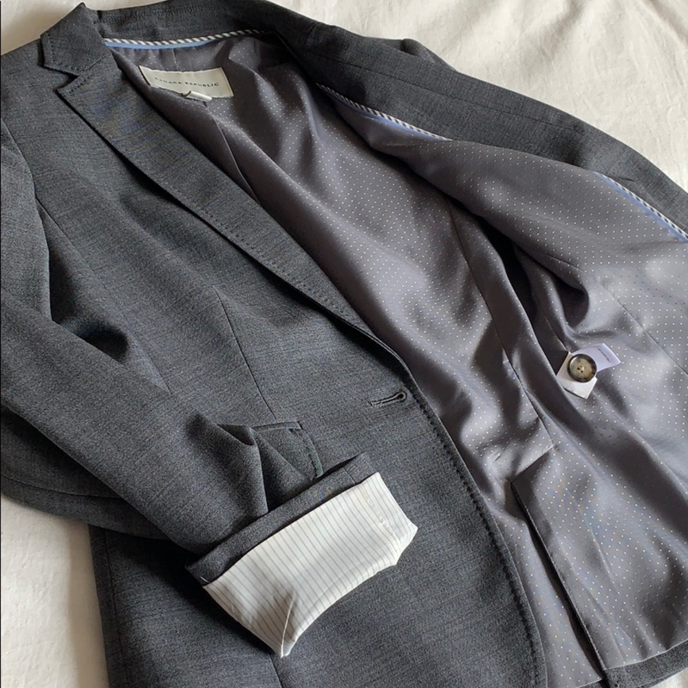 BR Classic Gray Blazer